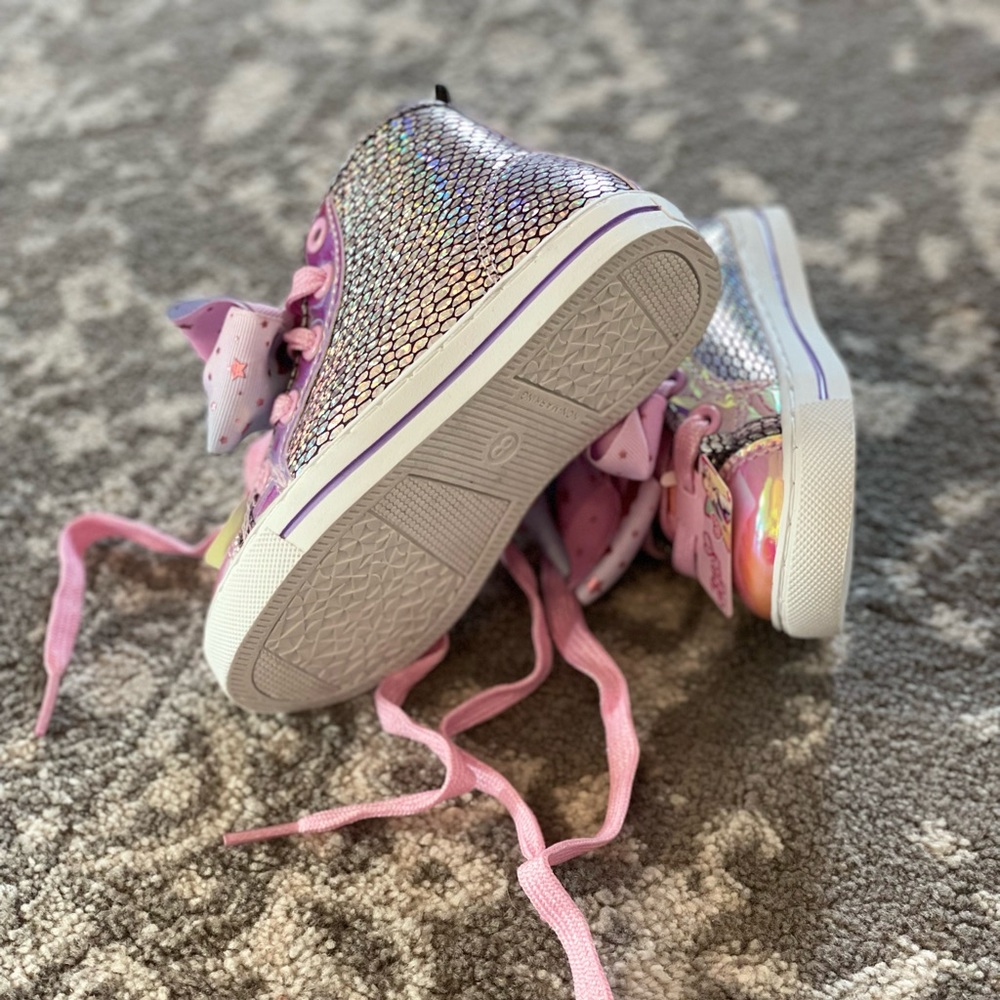 New - Jojo Siwa Shoes Adorable Size Toddler 8